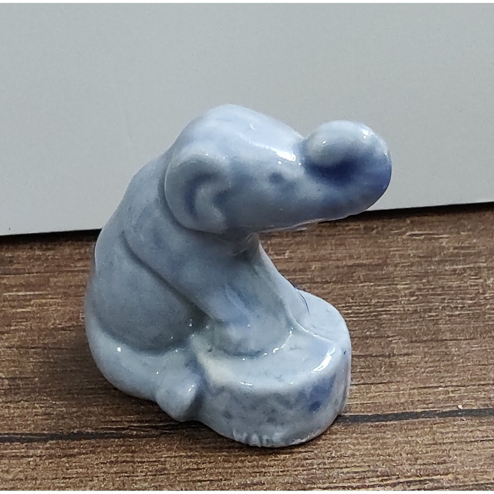 Wade Whimsie Circus Elephant Porcelain Miniature Blue Figurine England Vtg Z3